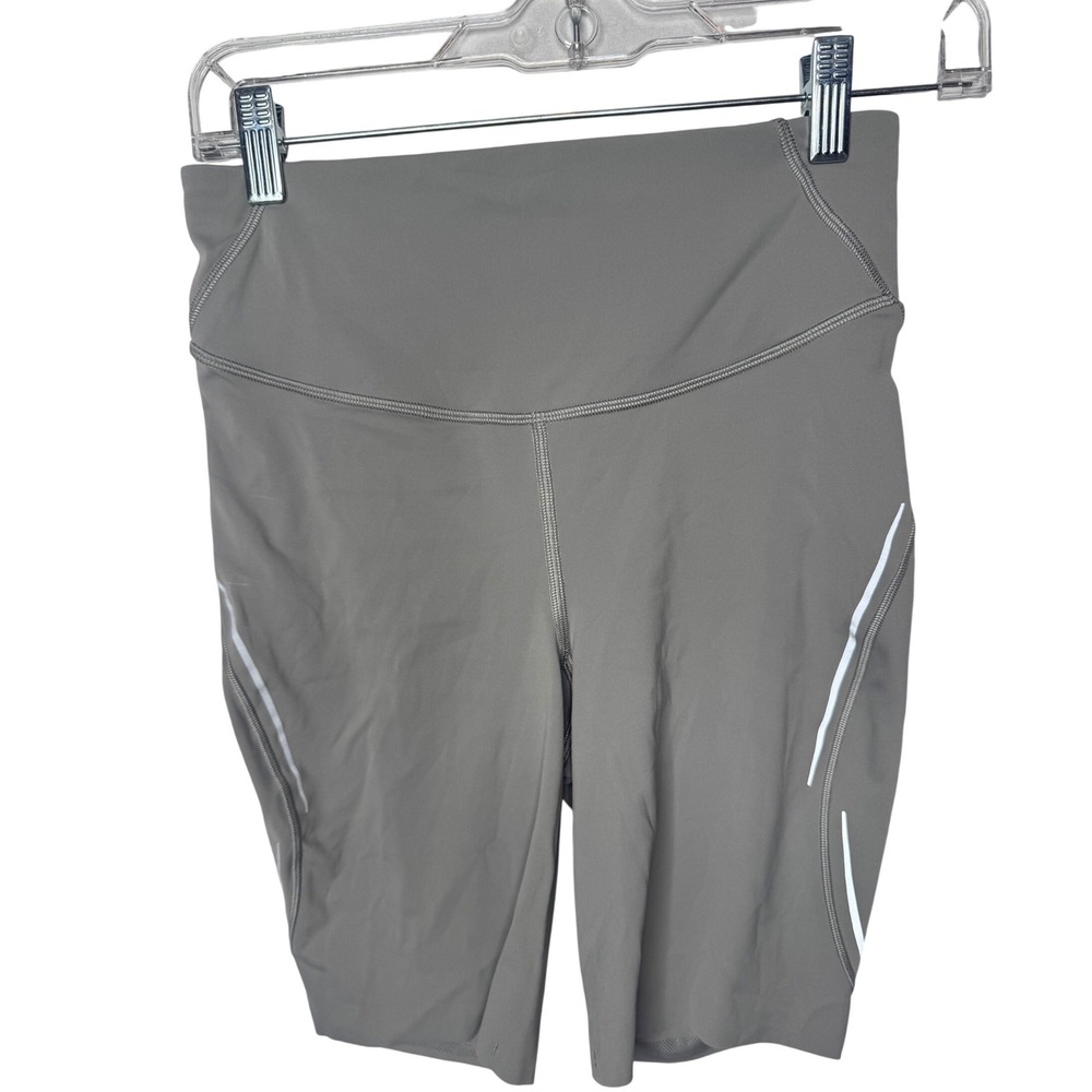 Lululemon Fast and Free High-Rise Shorts 8 Grey Nulux Reflective LW7CE7S Size 6